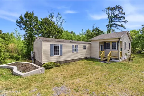 1977 Colington Rd, Kill Devil Hills, NC 27948