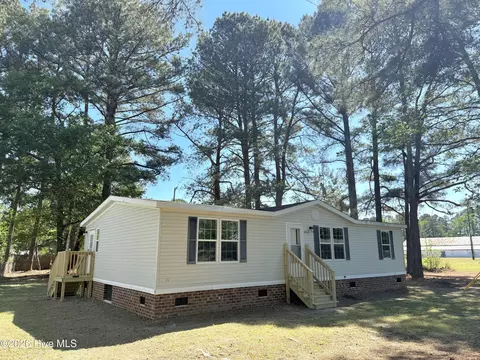 9002 School St, Rocky Mount, NC 27803