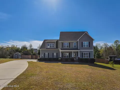 195 Dairy Ct, Raeford, NC 28376