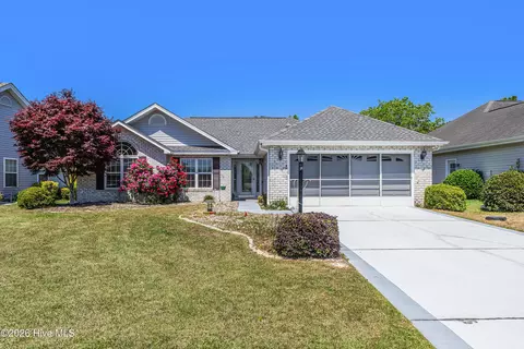 418 Hampton St NW, Calabash, NC 28467