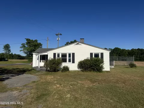 5483 Toddy Rd, Farmville, NC 27828