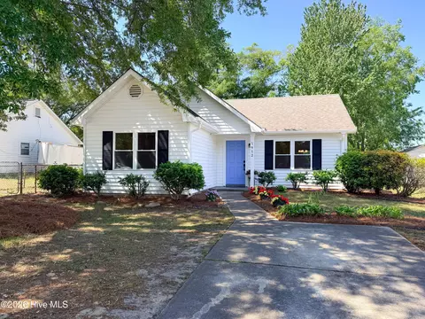 1912 Washington St, Wilmington, NC 28401