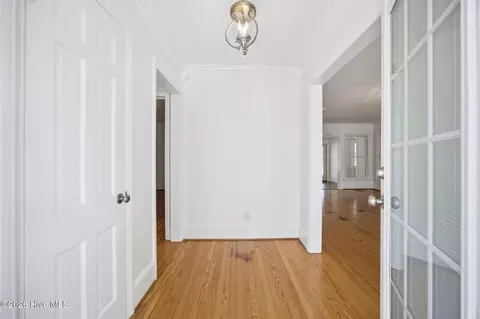 Entry Way - 6995 River Rd, Washington, NC 27889 photo 1 of 1