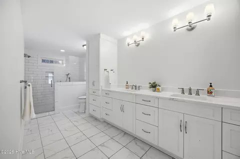 Bath - 6995 River Rd, Washington, NC 27889 photo 1 of 4