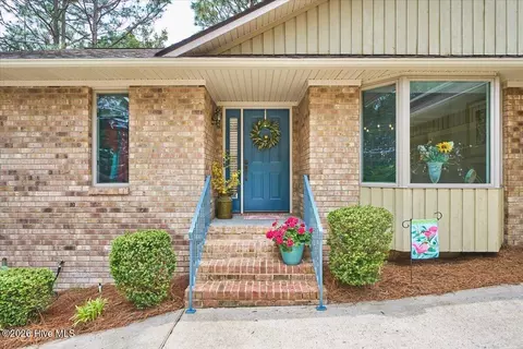 111 Sherwood Rd, Seven Lakes, NC 27376