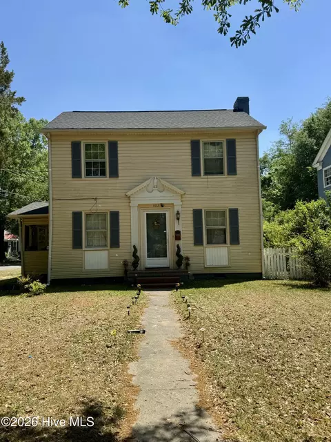 302 Corning St, Hamlet, NC 28345