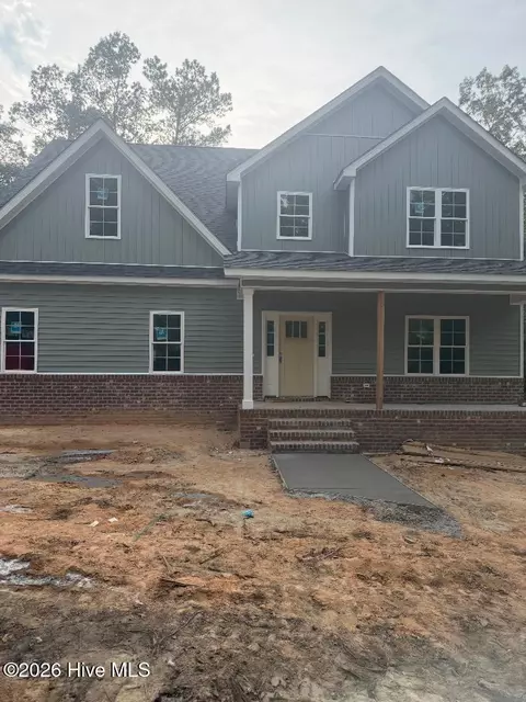 380 Michael Rd, Whispering Pines, NC 28327