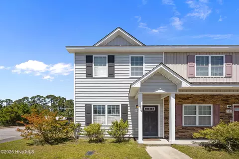 501 Oyster Rock Ln #1, Sneads Ferry, NC 28460