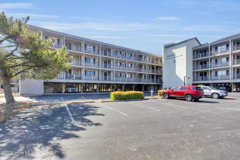 2509 W Fort Macon Rd #102-B, Atlantic Beach, NC 28512