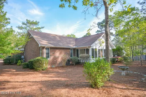 Exterior - 6 Spruce Ln, Pinehurst, NC 28374 photo 16 of 17