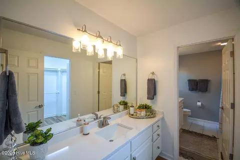 Bath - 6 Spruce Ln, Pinehurst, NC 28374 photo 1 of 7