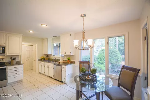 Kitchen - 6 Spruce Ln, Pinehurst, NC 28374 photo 5 of 5