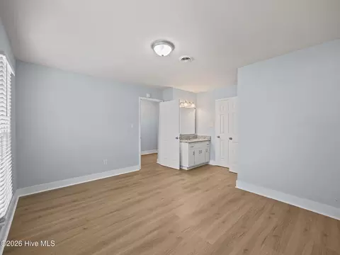 Bedroom - 104 Lanell Ct, Hubert, NC 28539 photo 6 of 7