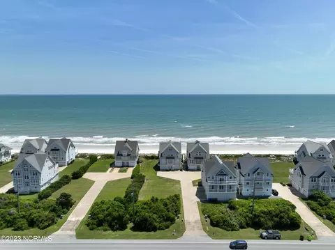4300 Island Dr, North Topsail Beach, NC 28460