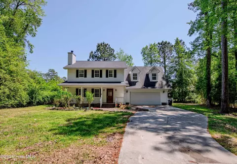 411 Candlewood Dr, Jacksonville, NC 28540