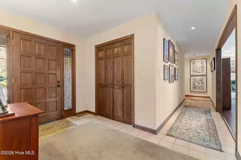 Entry Way - 3 Mcdonald Pl, Pinehurst, NC 28374 photo 3 of 3