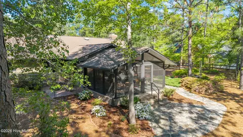 Exterior - 3 Mcdonald Pl, Pinehurst, NC 28374 photo 8 of 12