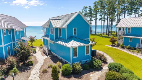 511 Neuse Village Rd #3, Arapahoe, NC 28510
