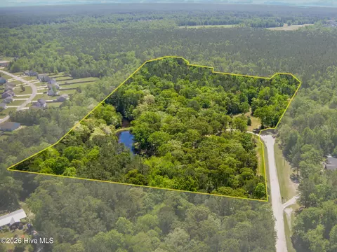 235 Morris Ct, Jacksonville, NC 28540