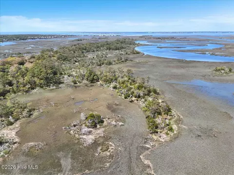 7476 Cape Creek Rd, Bald Head Island, NC 28461