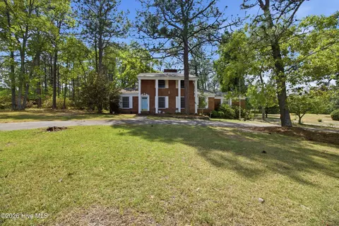 1205 Rollins Ave, Hamlet, NC 28345