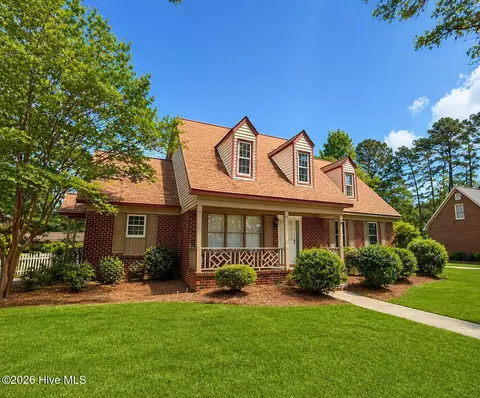 504 Winstead Rd, Greenville, NC 27834