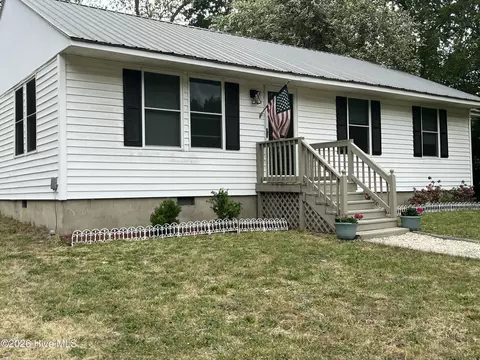 206 D Carlton St, Carthage, NC 28327