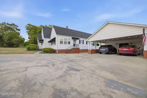 Exterior - 409 Myrtle Ave, Hamlet, NC 28345 photo 3 of 4
