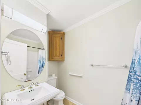 Bath - 409 Myrtle Ave, Hamlet, NC 28345 photo 7 of 7