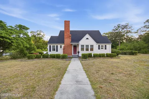 409 Myrtle Ave, Hamlet, NC 28345