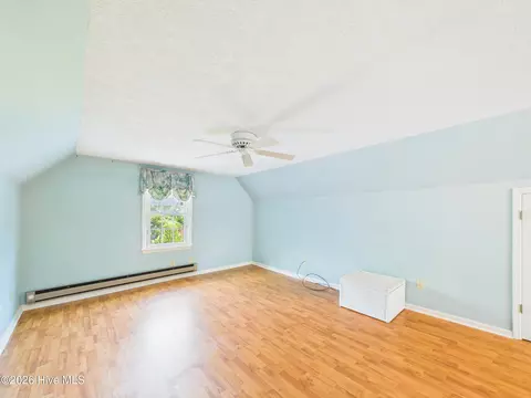 Bedroom - 409 Myrtle Ave, Hamlet, NC 28345 photo 4 of 7