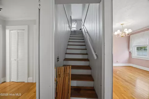 Entry Way - 409 Myrtle Ave, Hamlet, NC 28345 photo 1 of 2