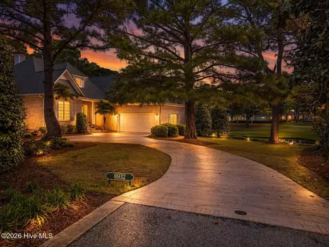 8932 Woodcreek Cir, Wilmington, NC 28411