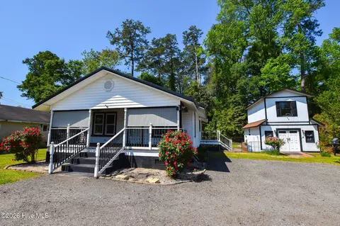 507 Stake Rd, Tabor City, NC 28463