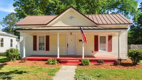 465 Third St, Ayden, NC 28513