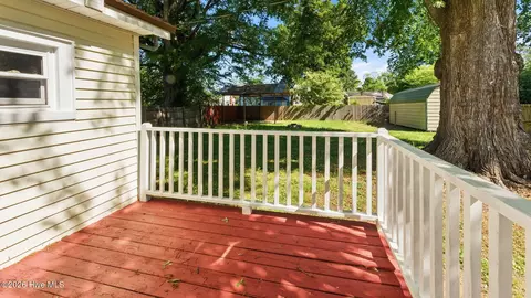 Exterior - 465 Third St, Ayden, NC 28513 photo 2 of 6