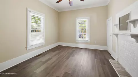 Living - 465 Third St, Ayden, NC 28513 photo 6 of 6