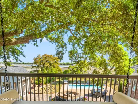 Exterior - 404 Shoreline Dr E, Sunset Beach, NC 28468 photo 7 of 18