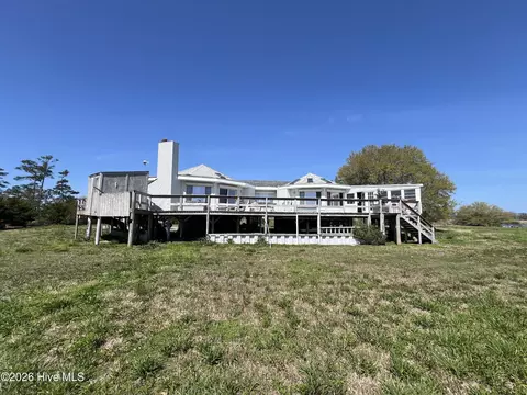 35710 Us Highway 264, Engelhard, NC 27824