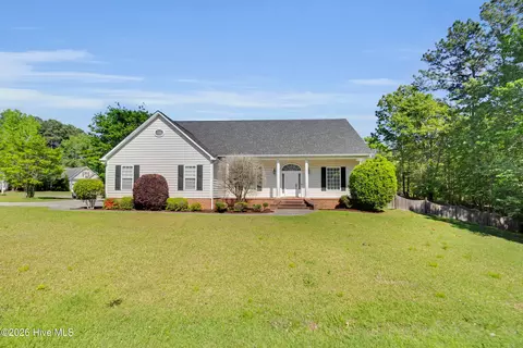 359 Farina Dr, Havelock, NC 28532