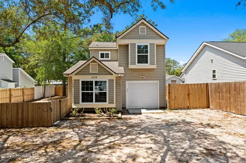 159 NW 9th St, Oak Island, NC 28465