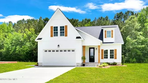 4089 Regina Ln, Ayden, NC 28513