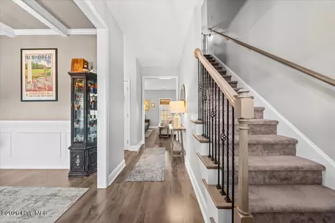 Entry Way - 1024 Hydrangea Dr, Aberdeen, NC 28315 photo 1 of 7
