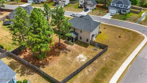 View/Area - 1024 Hydrangea Dr, Aberdeen, NC 28315 photo 1 of 2