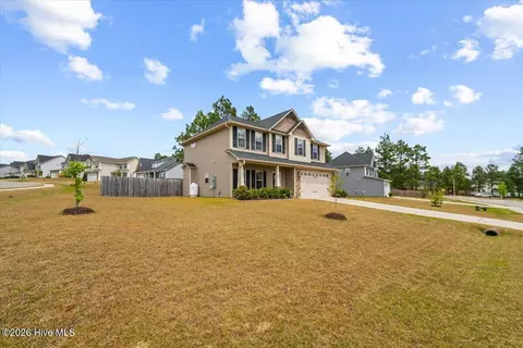 Exterior - 1024 Hydrangea Dr, Aberdeen, NC 28315 photo 3 of 6