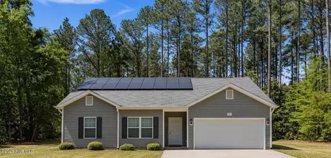 917 Cardinal Pl, Vass, NC 28394
