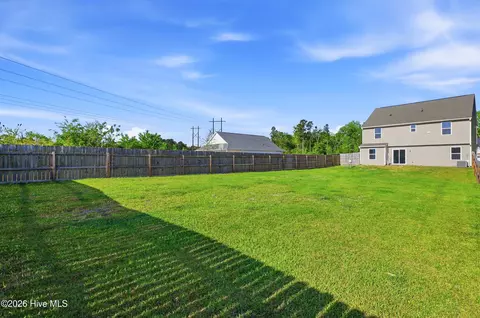 Exterior - 697 Poppleton Dr, Hampstead, NC 28443 photo 6 of 8