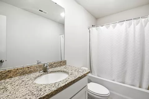 Bath - 697 Poppleton Dr, Hampstead, NC 28443 photo 1 of 3