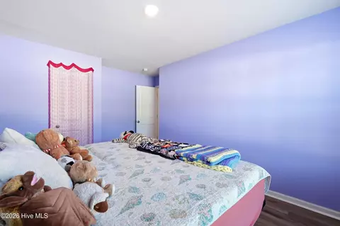 Bedroom - 697 Poppleton Dr, Hampstead, NC 28443 photo 6 of 6