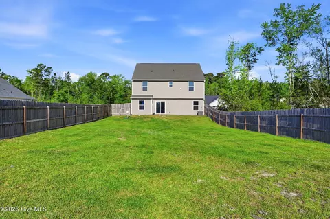 Exterior - 697 Poppleton Dr, Hampstead, NC 28443 photo 4 of 8